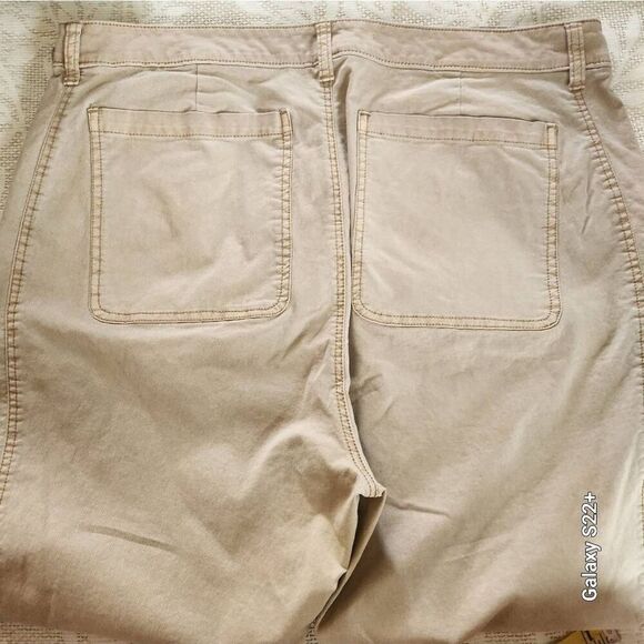 W8  Old Navy plus sz khakis with brown stitching - Picture 2 of 7